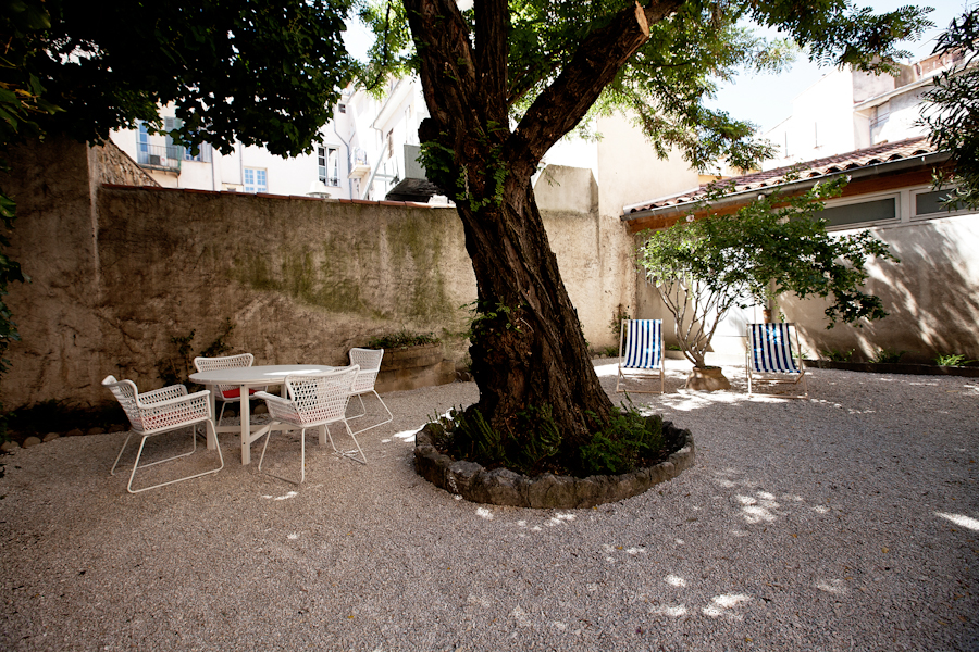aldo_paredes_american_apparel_aix_en_provence_boutique_hd-52